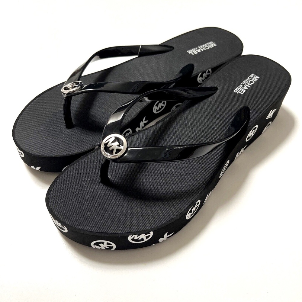 MICHAEL KORS Graphic Flip-Flop Wedge Sandals Slide On Thong Logo Black